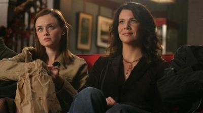 Surprising Facts from Behind the Scenes of Gilmore Girls